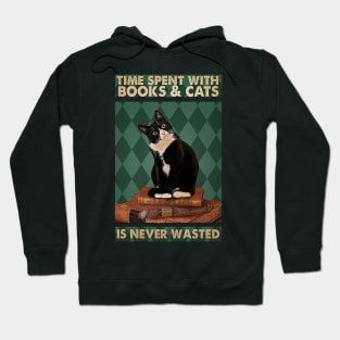 Time spent with books and cats is never wasted Cat Lovers Hoodie